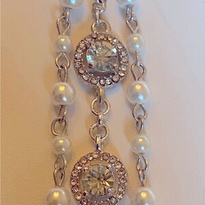 Bridal Faux Pearl & Sparkly Rhinestones Silver Chain Bracelet.  Classic Design.